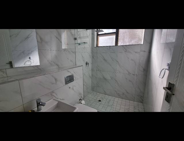 3 BEDROOM APARTMENT FOR SALE IN UMHLANGA CENTRAL